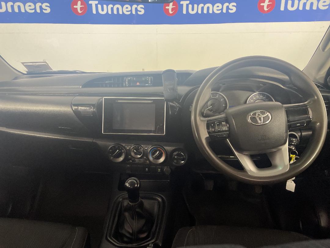 Photo '17' of Toyota Hilux Photo '17' of Toyota Hilux