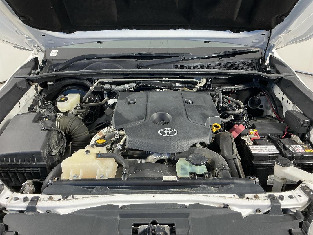 Photo '13' of Toyota Hilux