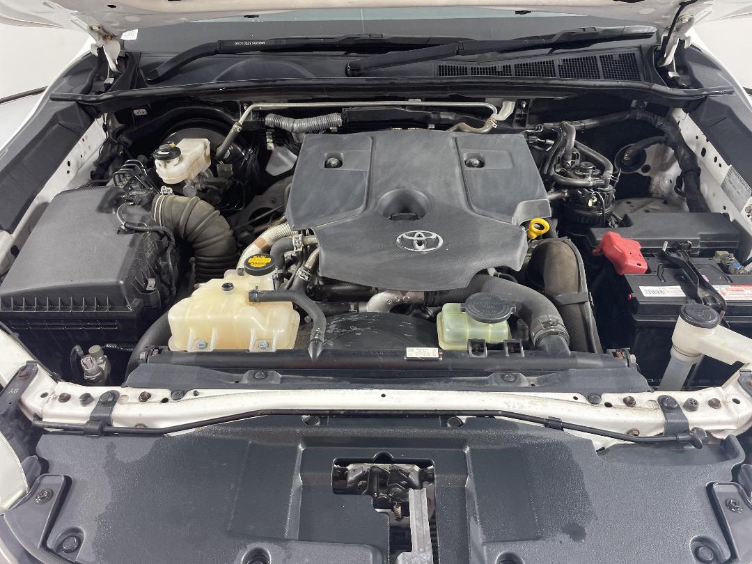 Photo '13' of Toyota Hilux