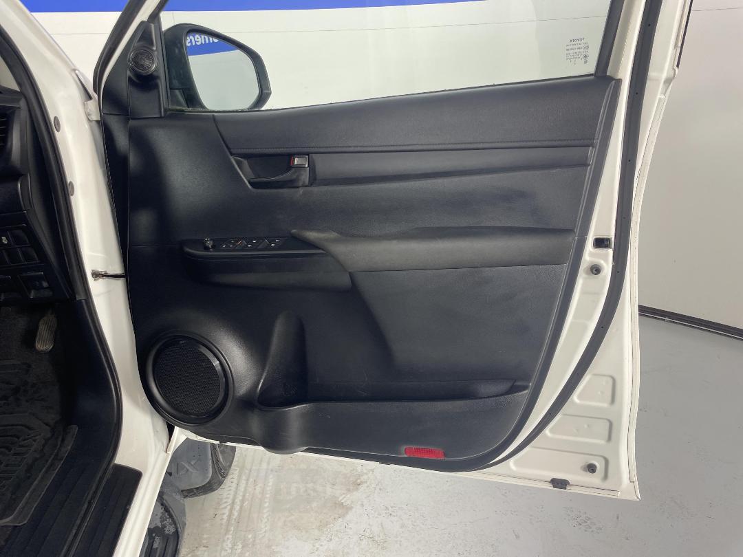 Photo '15' of Toyota Hilux