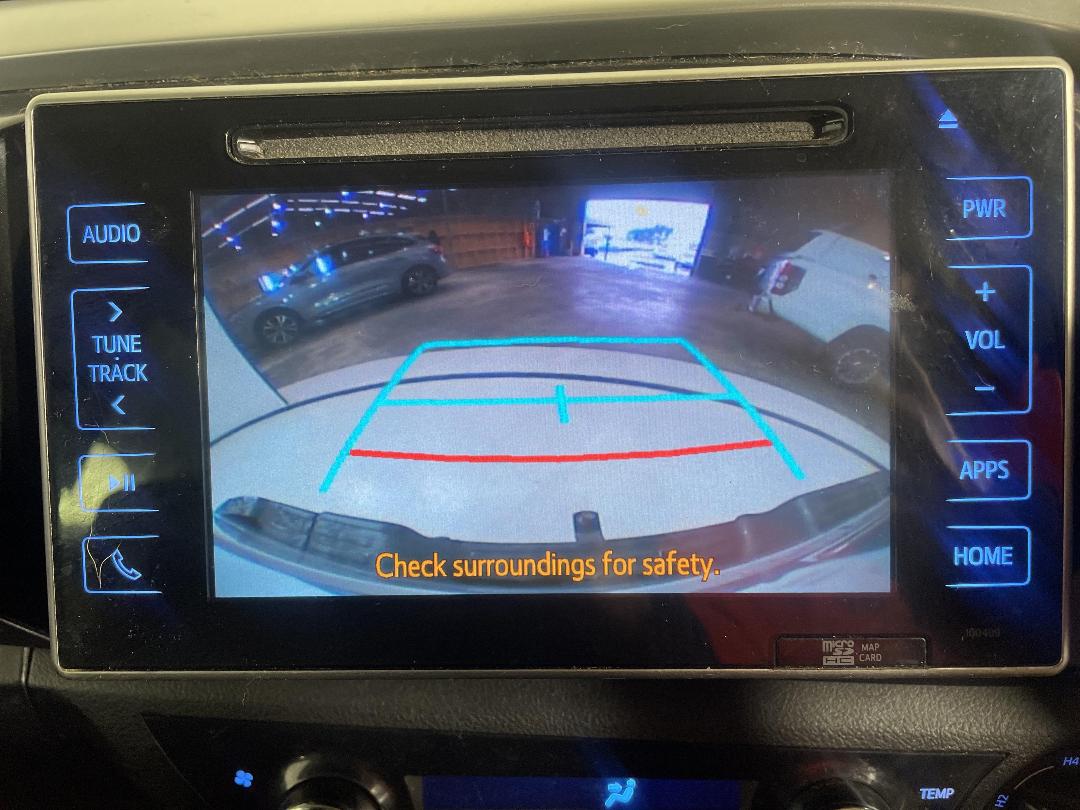 Photo '23' of Toyota Hilux SR5 TD DC