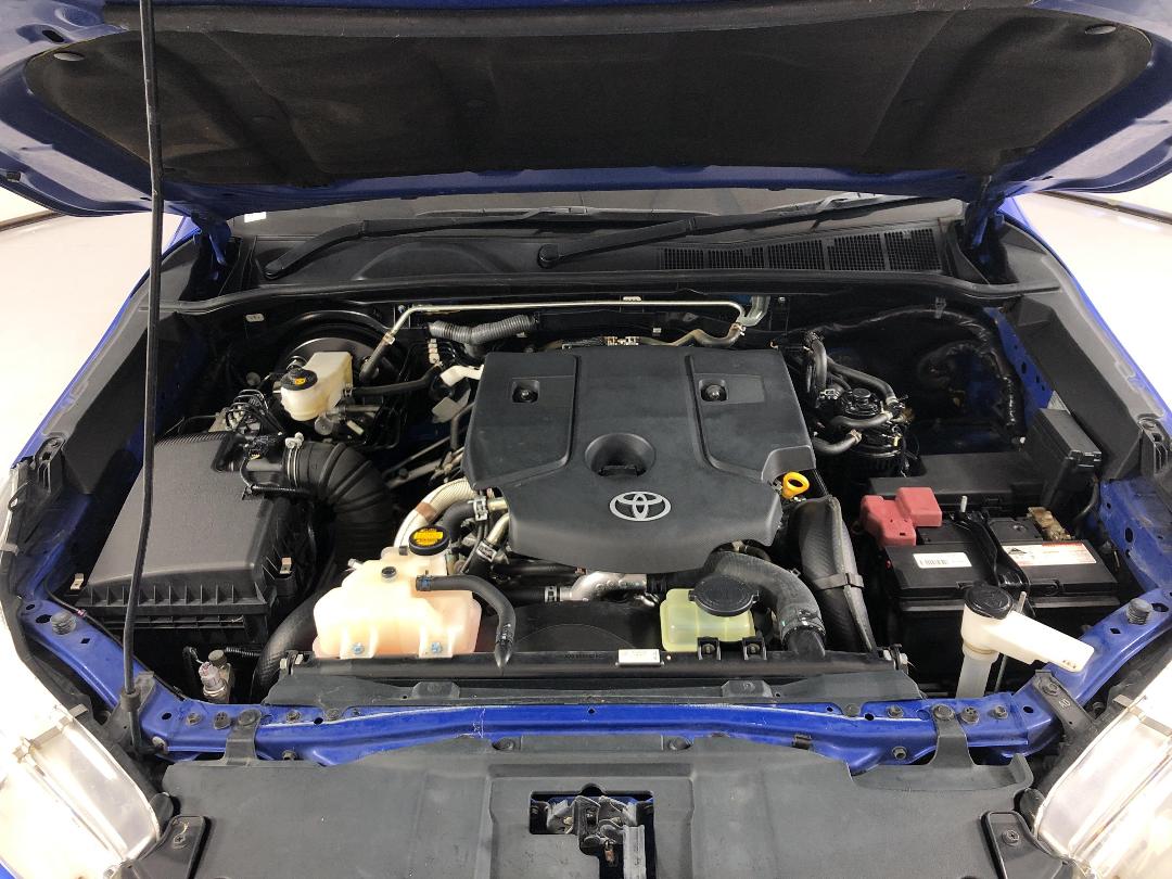 Photo '13' of Toyota Hilux