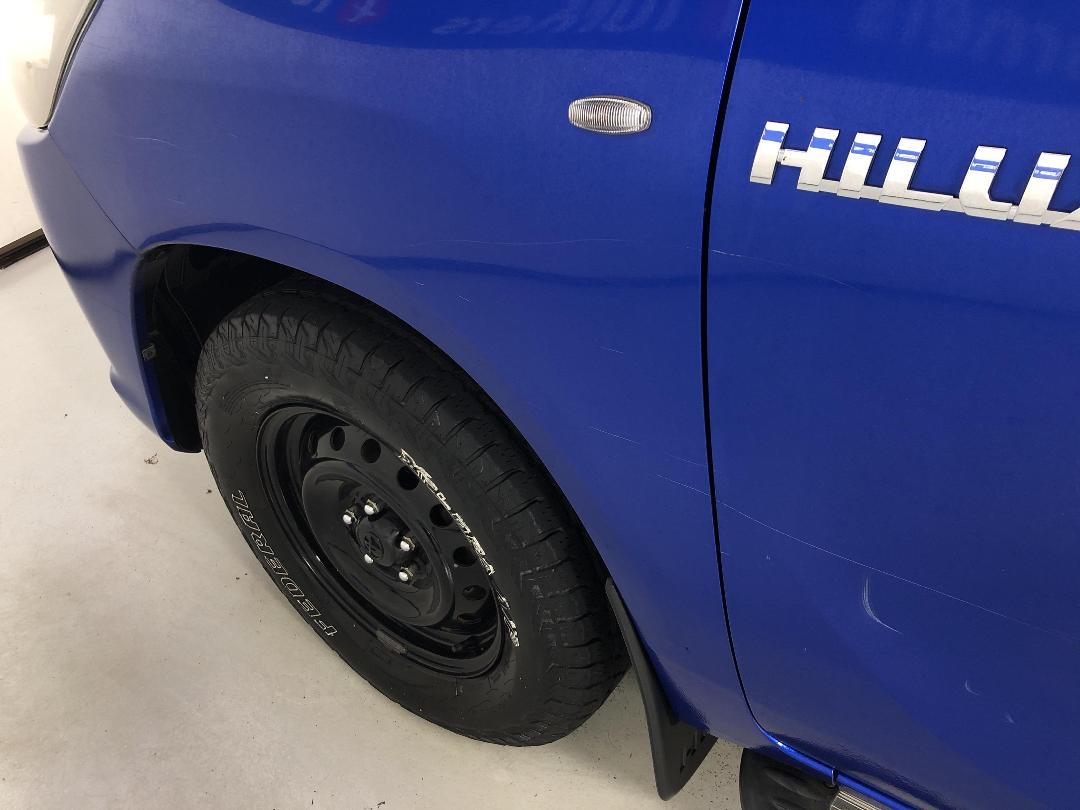 Photo '27' of Toyota Hilux