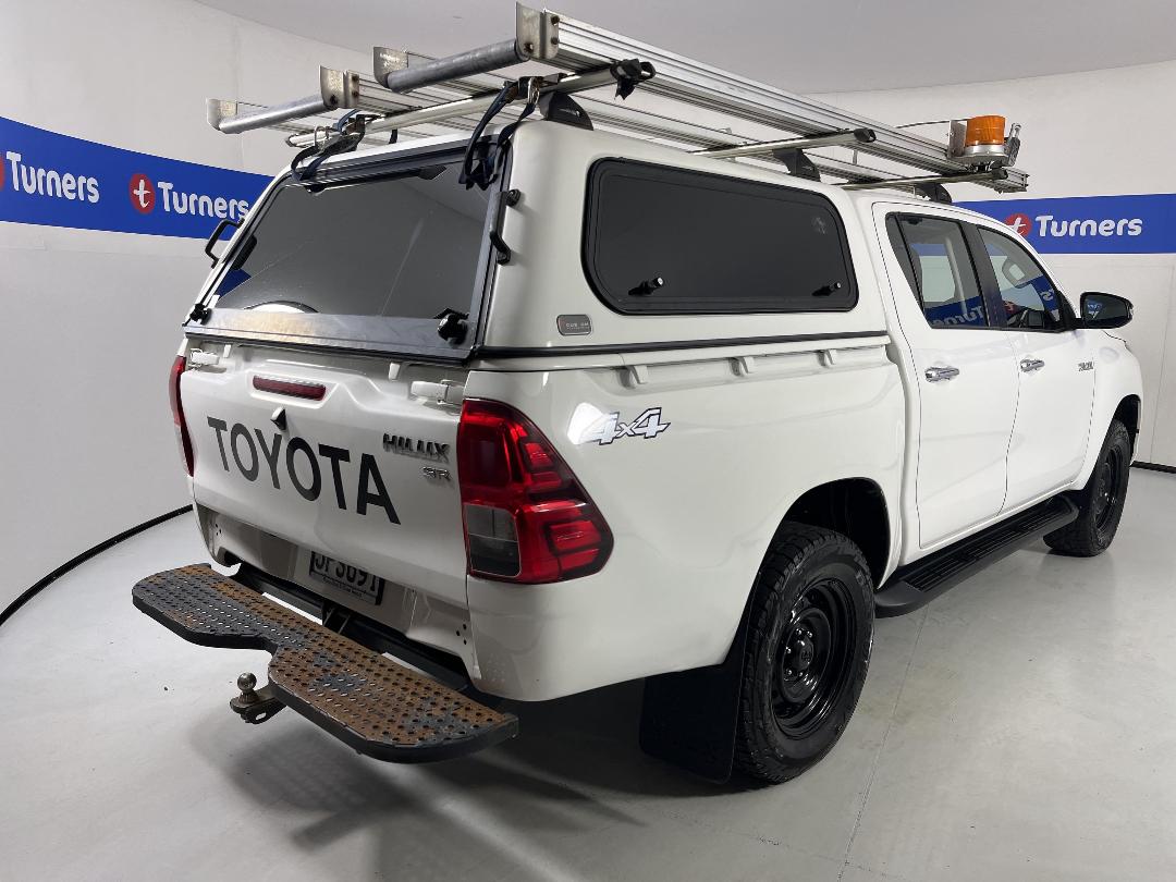 Photo '7' of Toyota Hilux