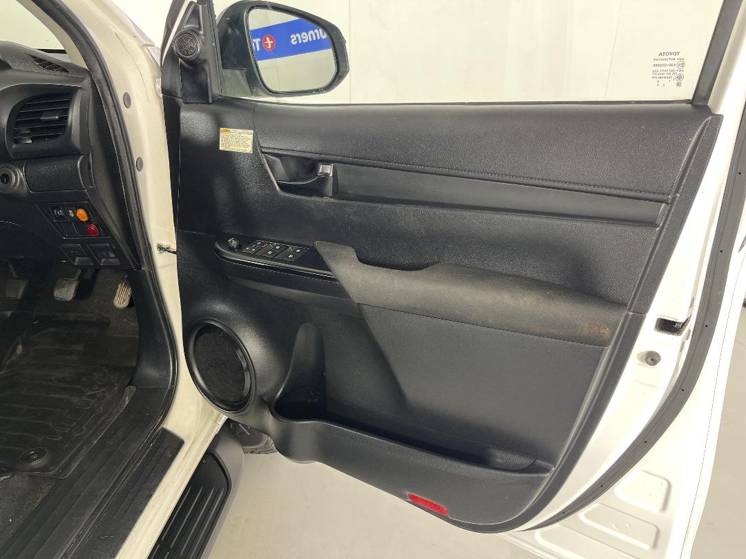 Photo '15' of Toyota Hilux