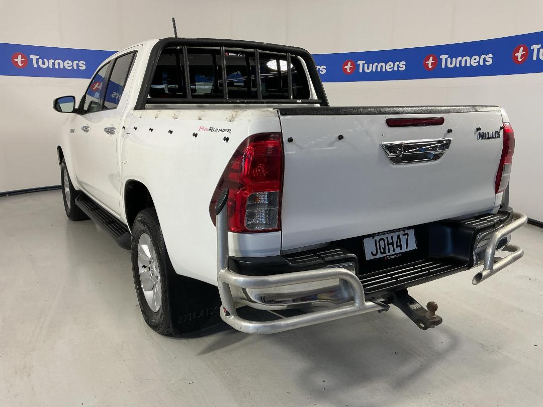 Photo '5' of Toyota Hilux Photo '5' of Toyota Hilux