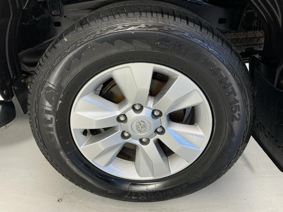 Photo '11' of Toyota Hilux Photo '11' of Toyota Hilux