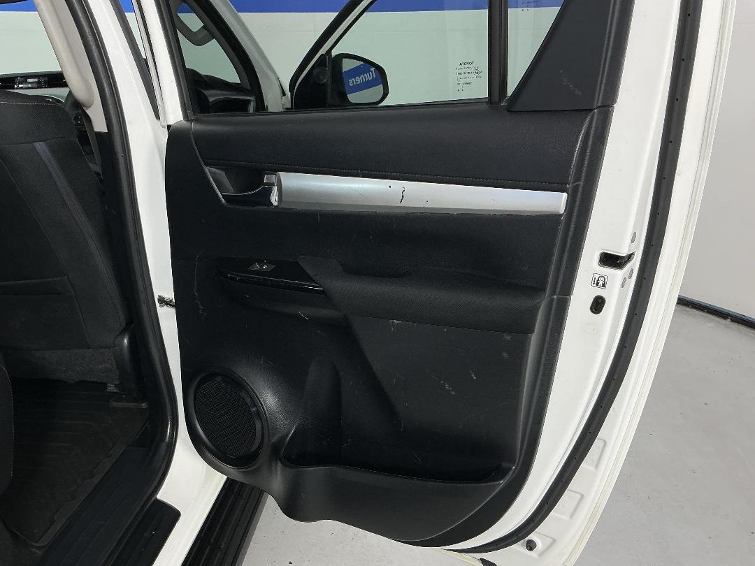 Photo '19' of Toyota Hilux Photo '19' of Toyota Hilux