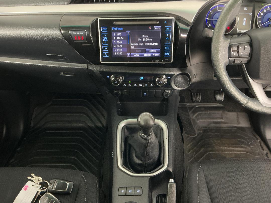 Photo '18' of Toyota Hilux Photo '18' of Toyota Hilux