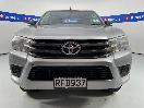 Thumbnail '2' of Toyota Hilux