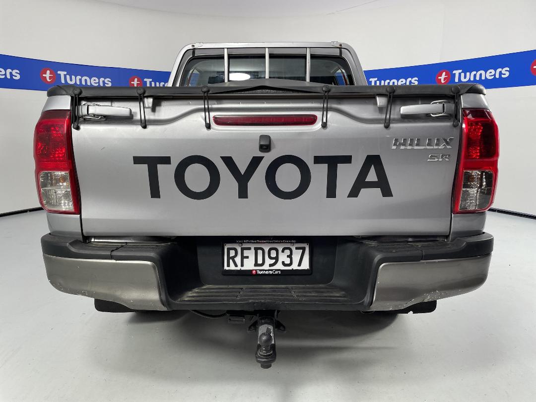 Photo '6' of Toyota Hilux