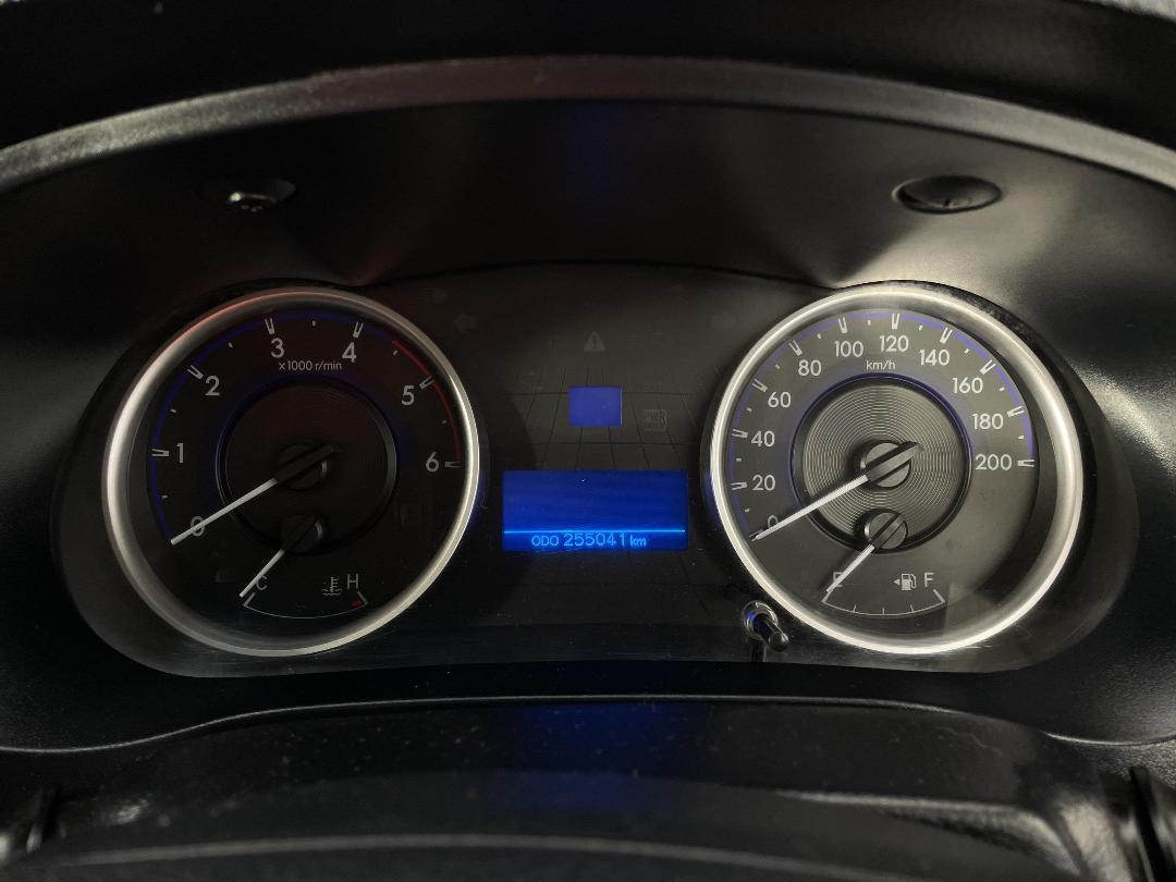 Photo '21' of Toyota Hilux