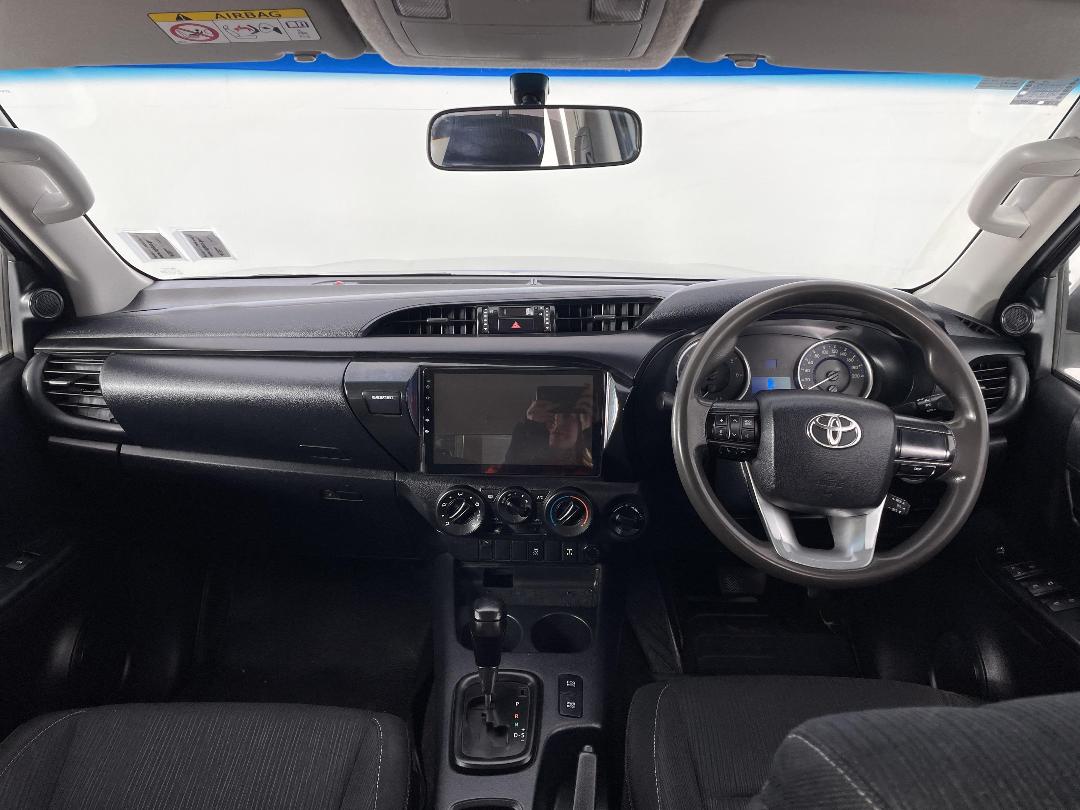 Photo '17' of Toyota Hilux