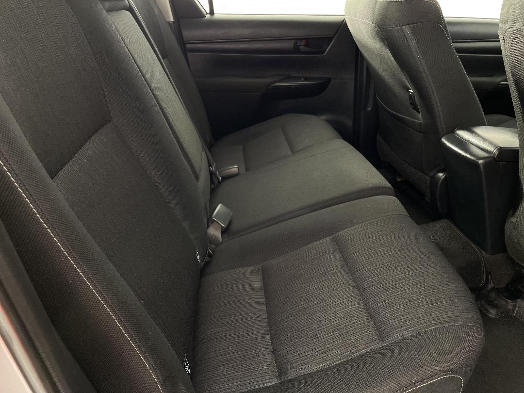 Photo '20' of Toyota Hilux