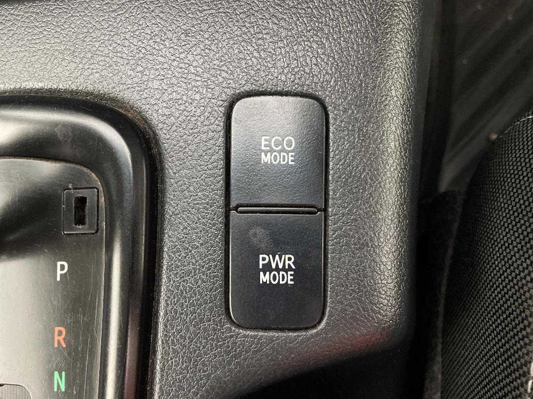 Photo '25' of Toyota Hilux