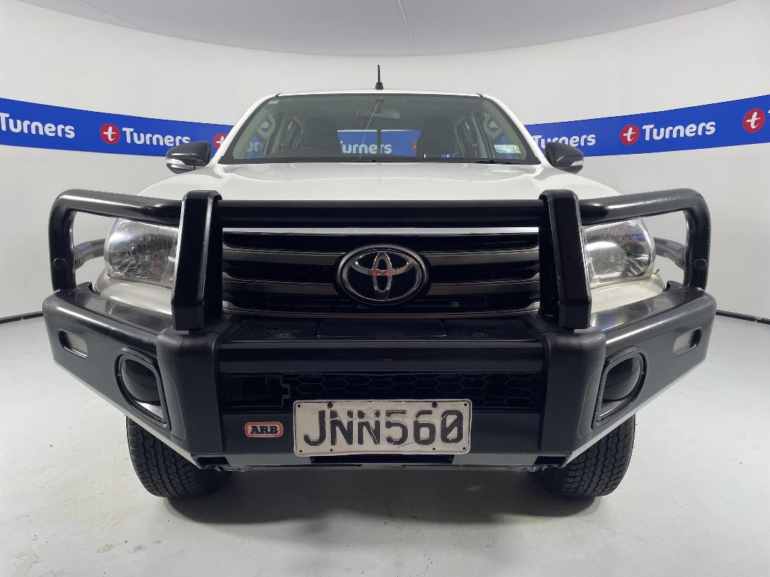Photo '2' of Toyota Hilux
