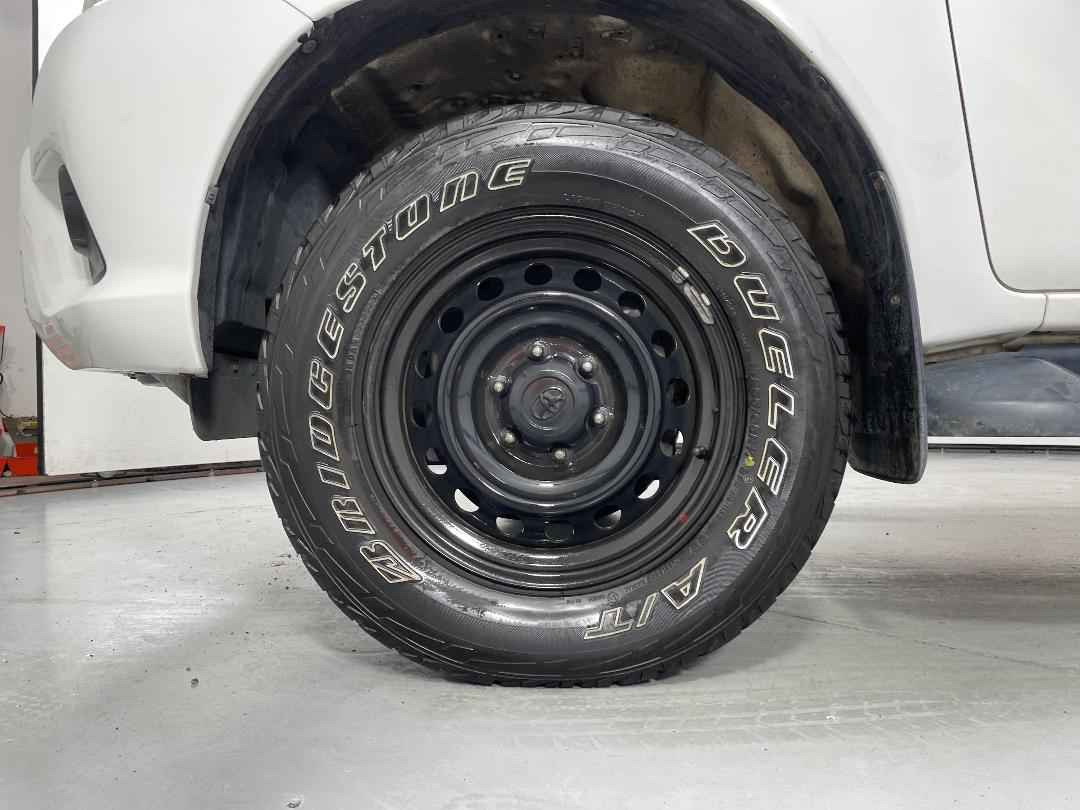 Photo '10' of Toyota Hilux Photo '10' of Toyota Hilux