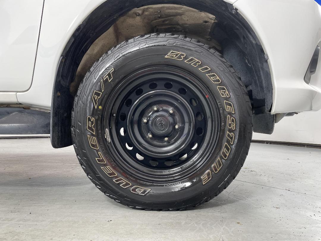 Photo '9' of Toyota Hilux Photo '9' of Toyota Hilux