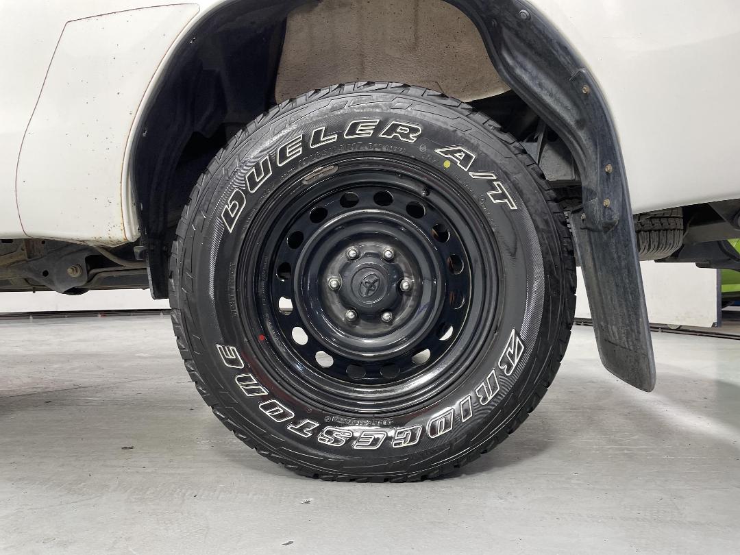 Photo '11' of Toyota Hilux Photo '11' of Toyota Hilux