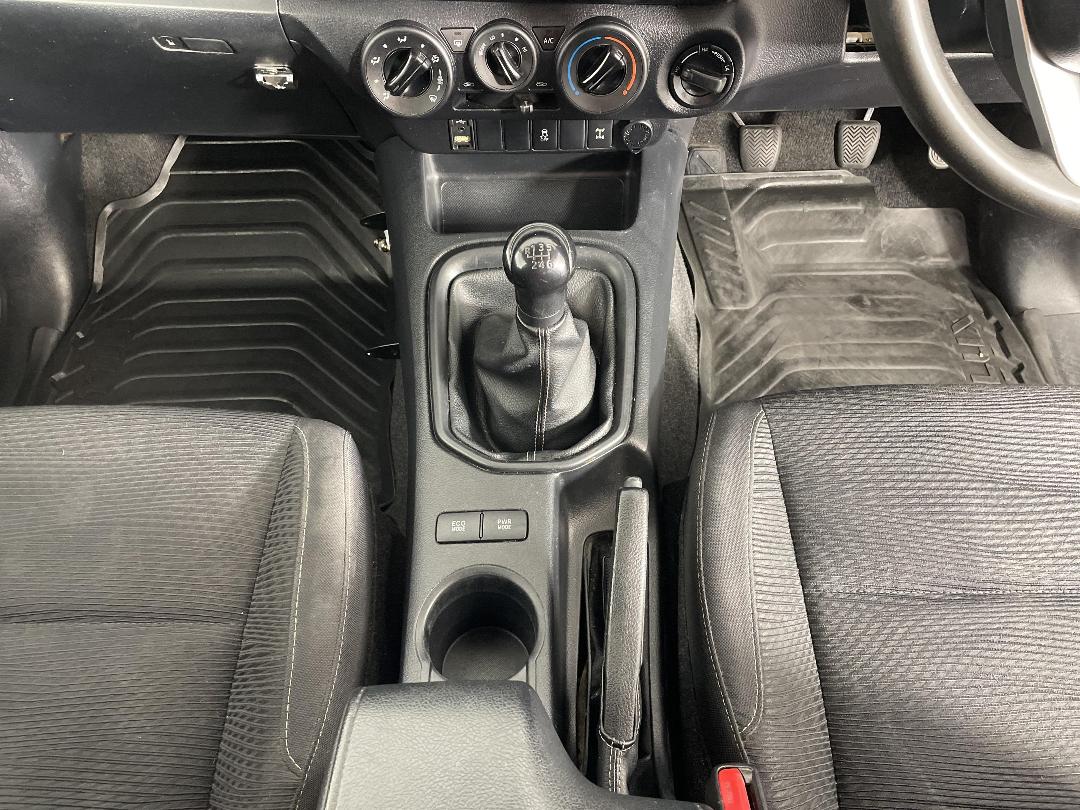 Photo '18' of Toyota Hilux Photo '18' of Toyota Hilux