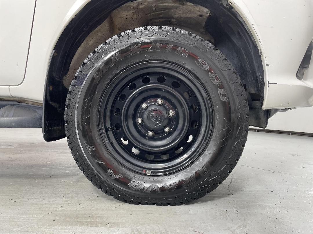 Photo '9' of Toyota Hilux