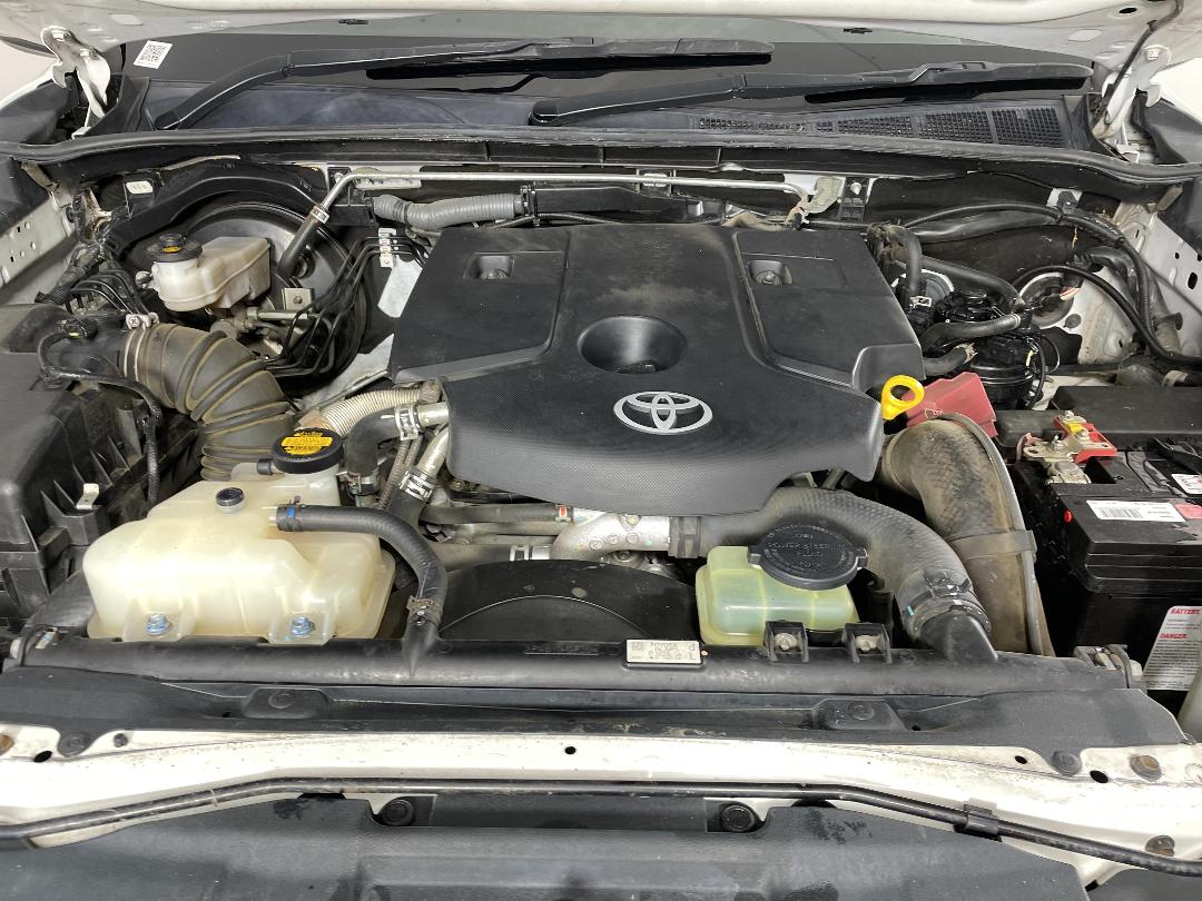 Photo '13' of Toyota Hilux