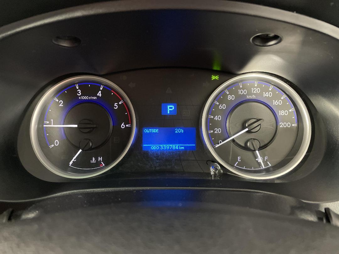 Photo '21' of Toyota Hilux