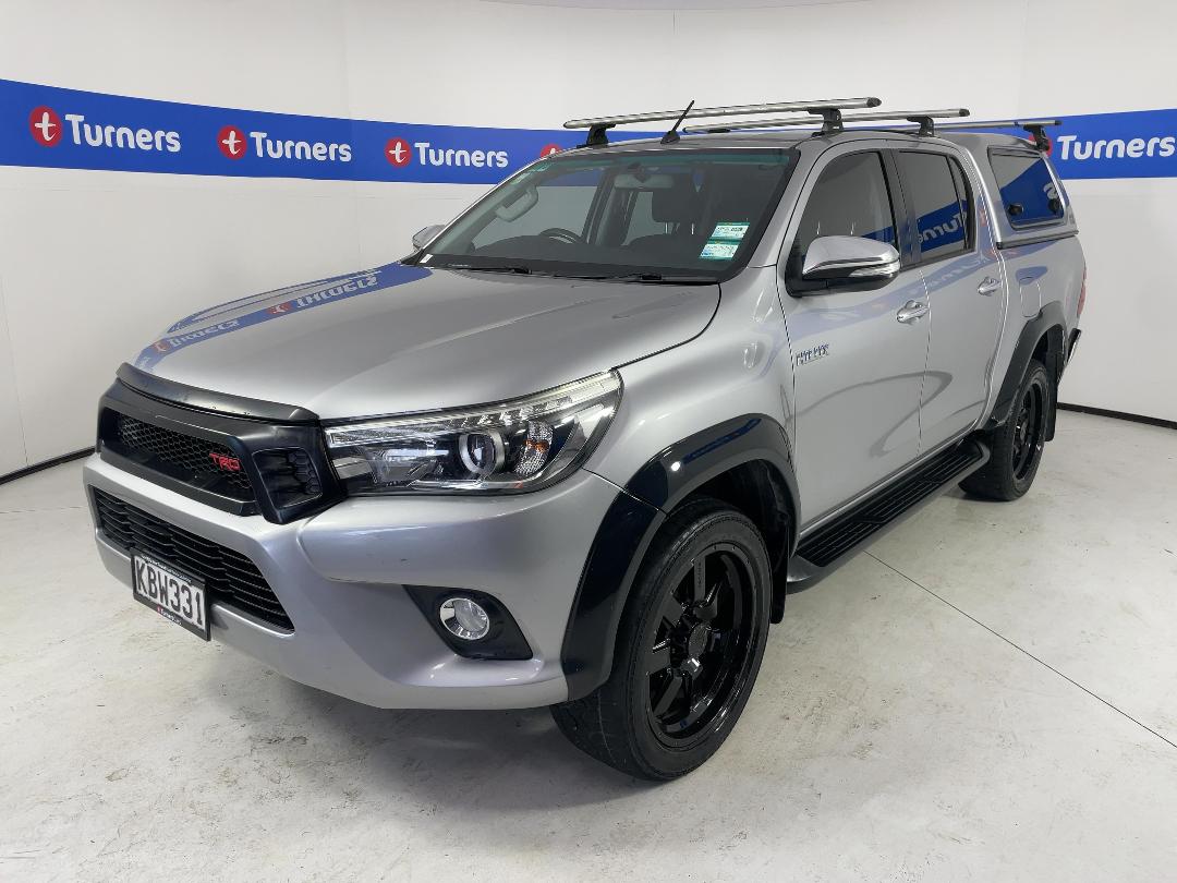 Photo '4' of Toyota Hilux