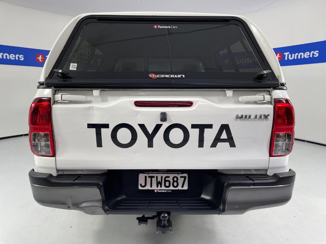 Photo '6' of Toyota Hilux