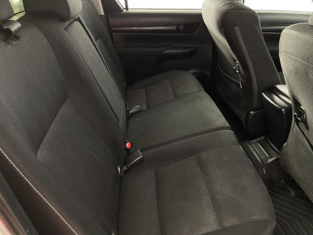 Photo '20' of Toyota Hilux