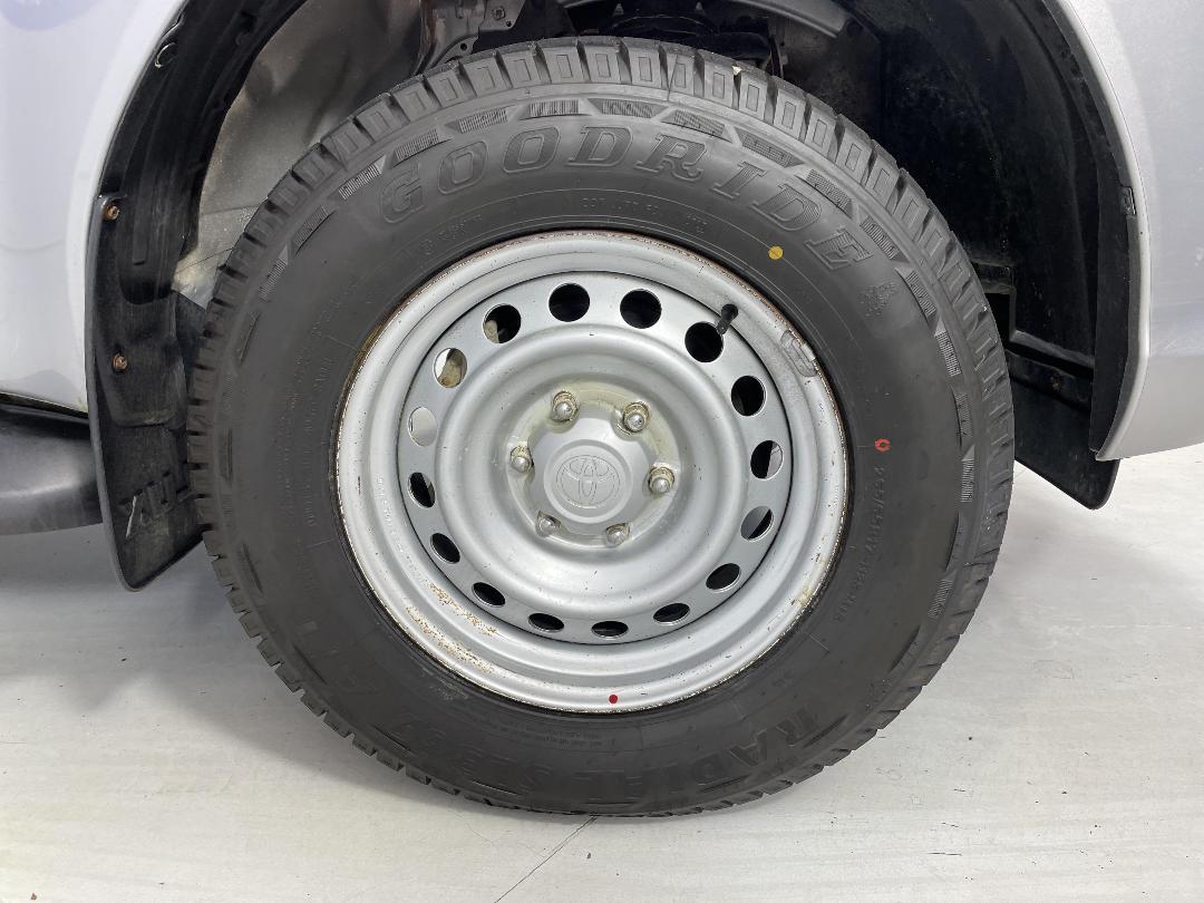 Photo '9' of Toyota Hilux