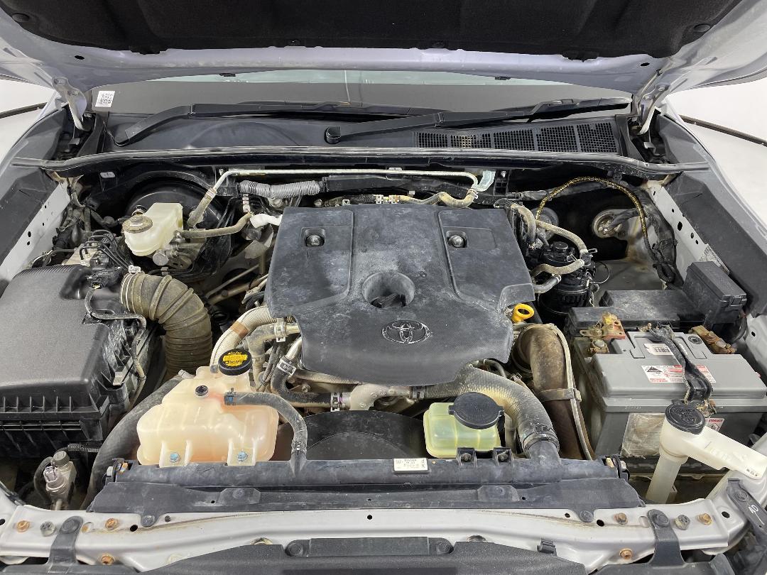 Photo '13' of Toyota Hilux