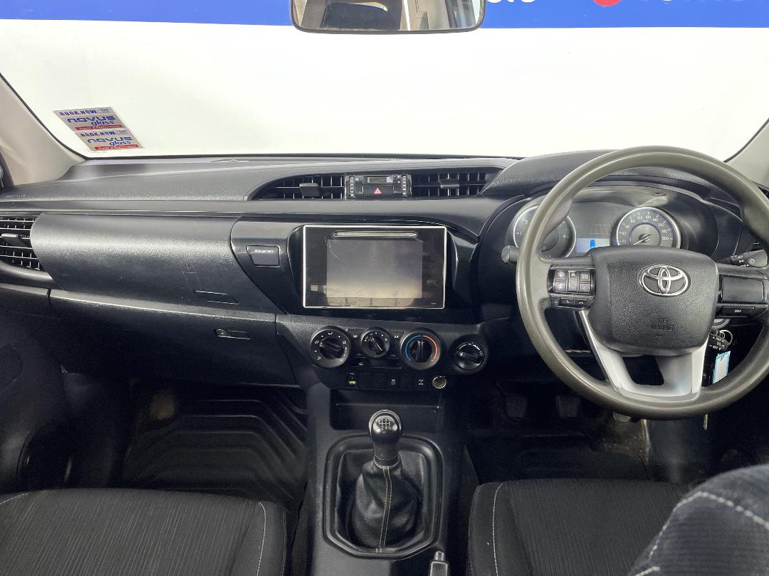 Photo '17' of Toyota Hilux