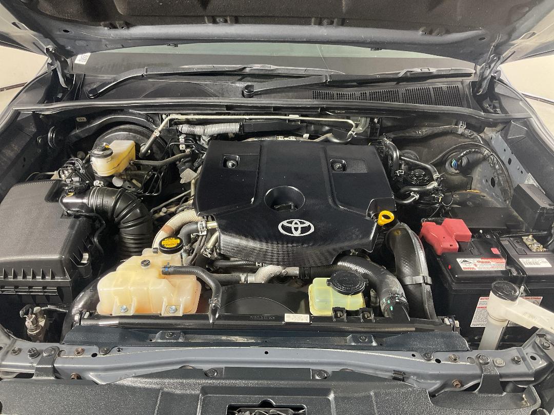 Photo '13' of Toyota Hilux