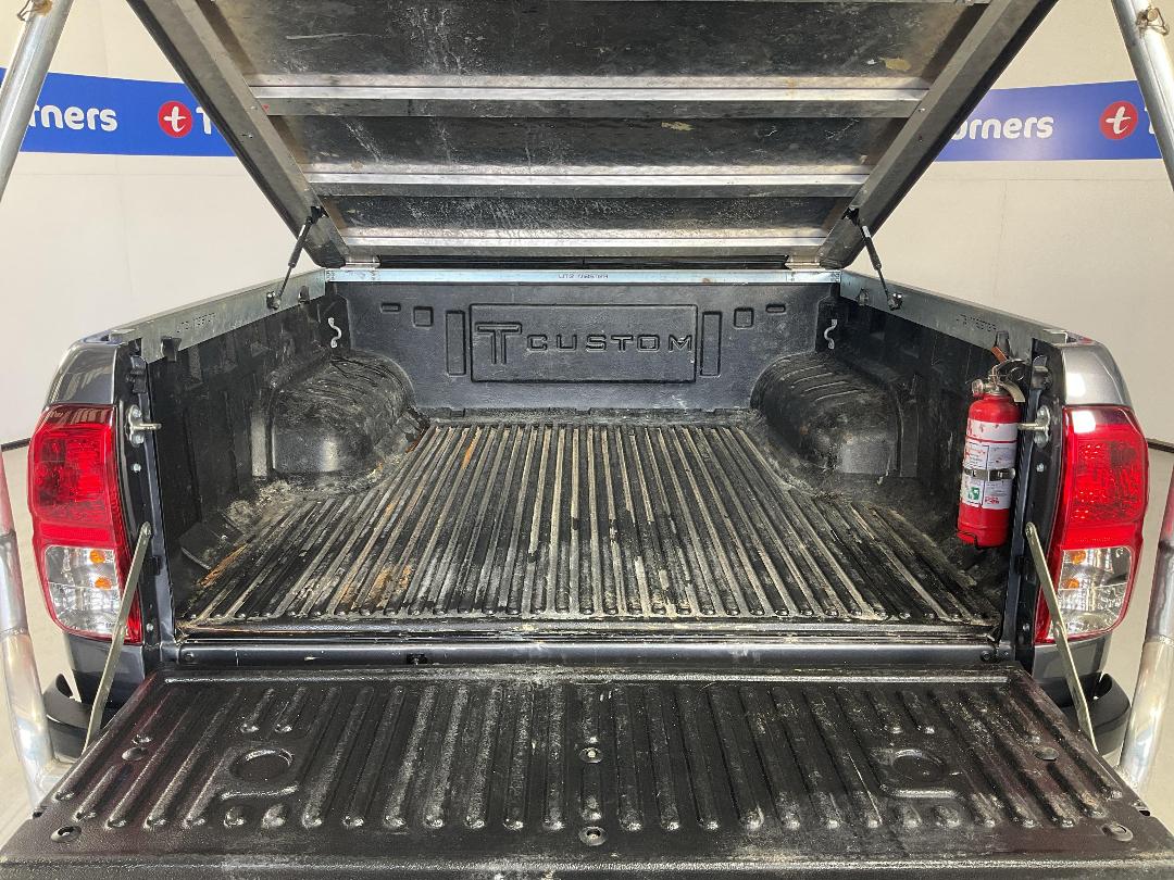 Photo '14' of Toyota Hilux