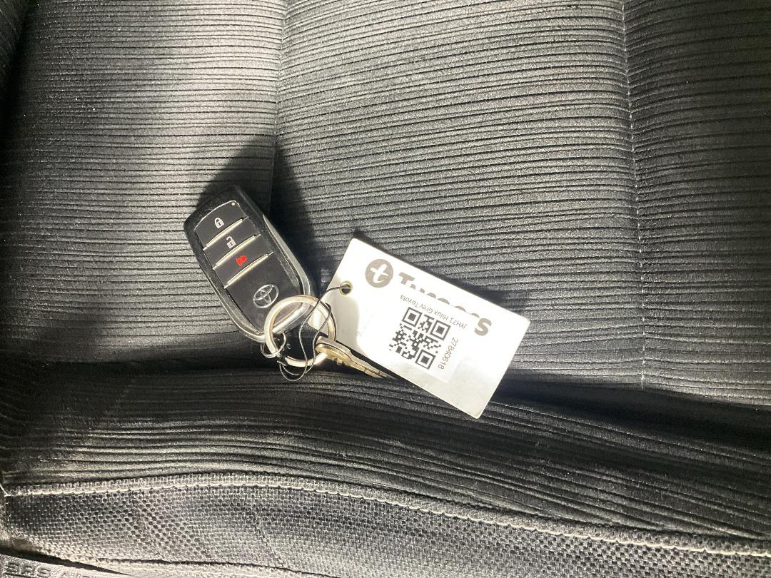 Photo '22' of Toyota Hilux