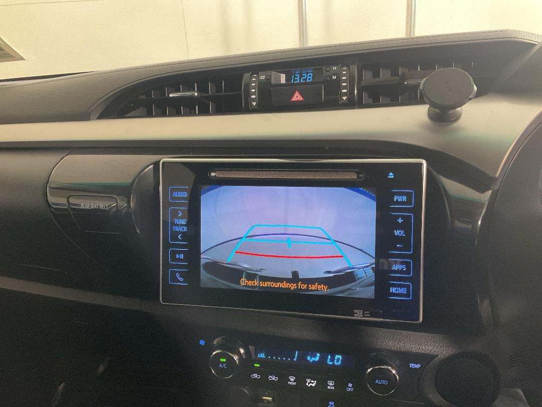 Photo '31' of Toyota Hilux