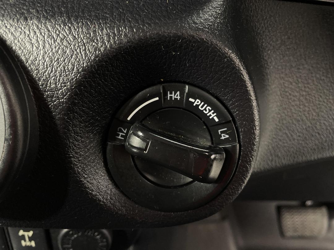 Photo '27' of Toyota Hilux