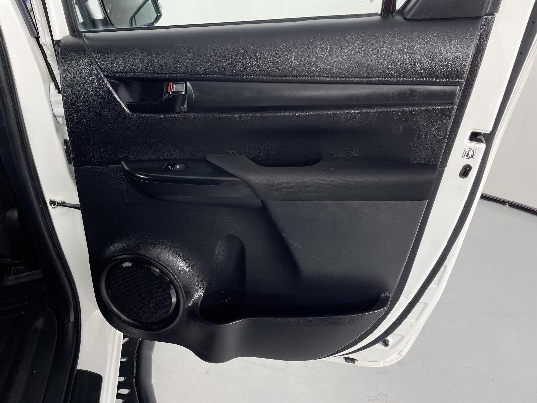 Photo '19' of Toyota Hilux