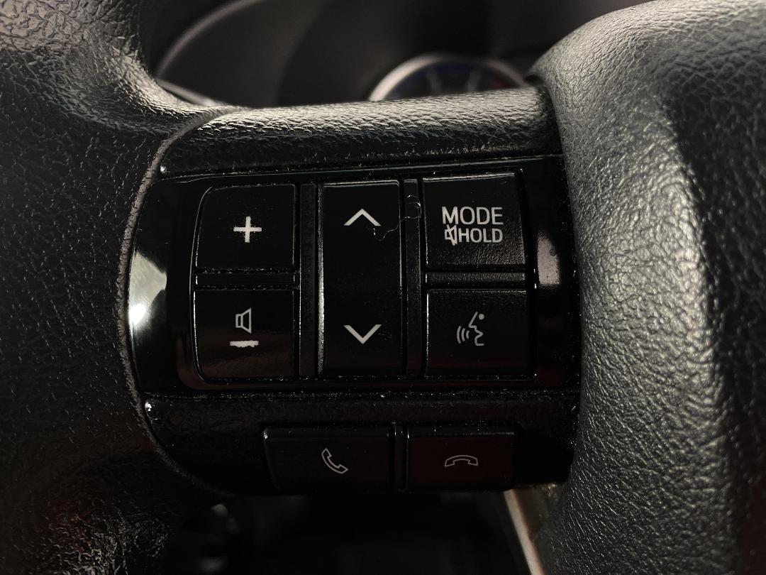 Photo '24' of Toyota Hilux