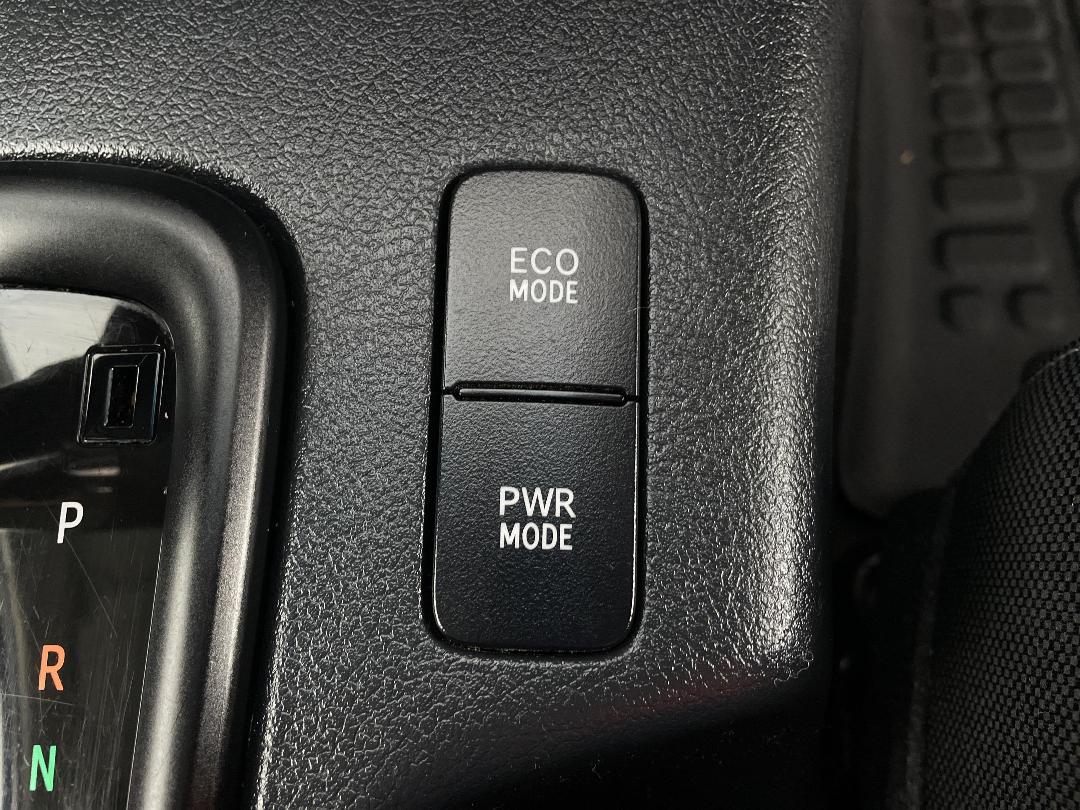 Photo '25' of Toyota Hilux