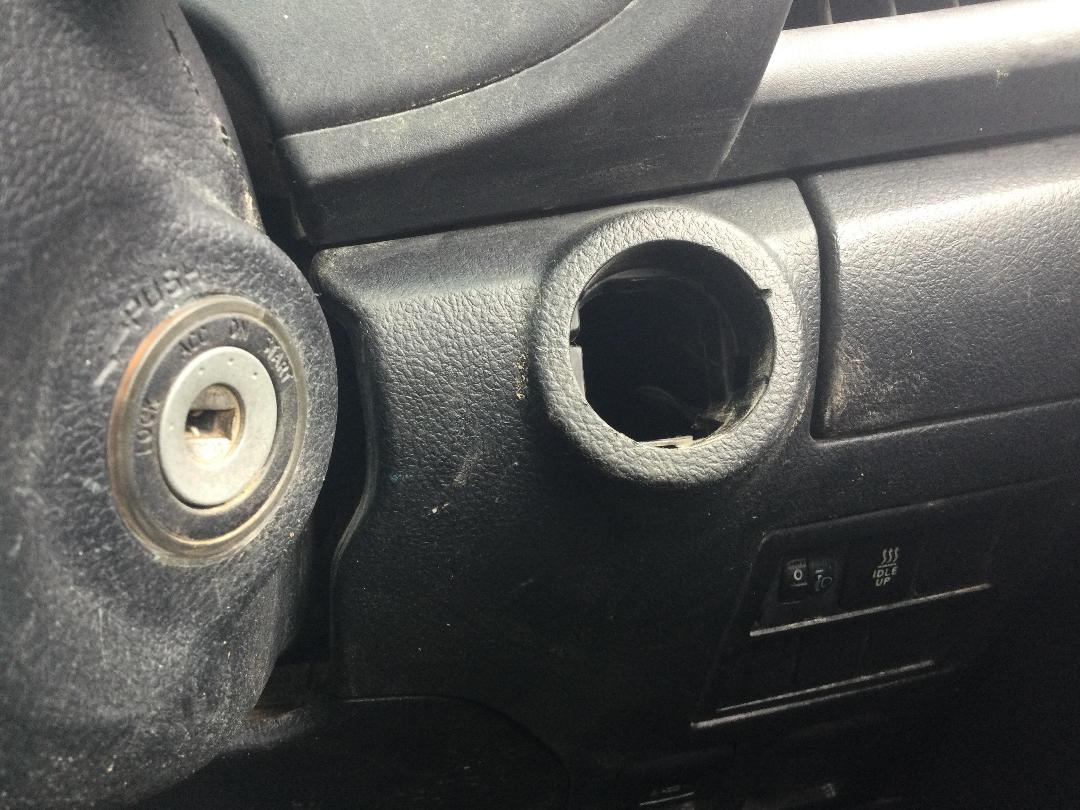 Photo '25' of Toyota Hilux SR TD DC