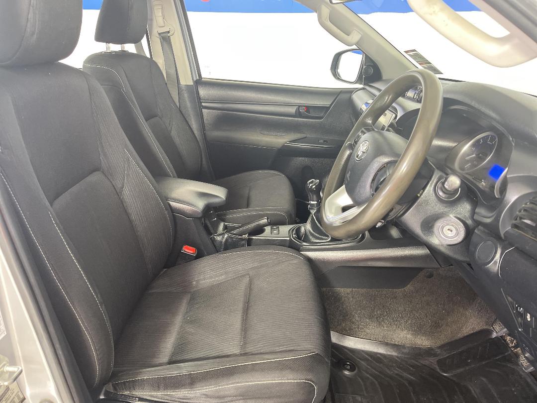 Photo '16' of Toyota Hilux Photo '16' of Toyota Hilux