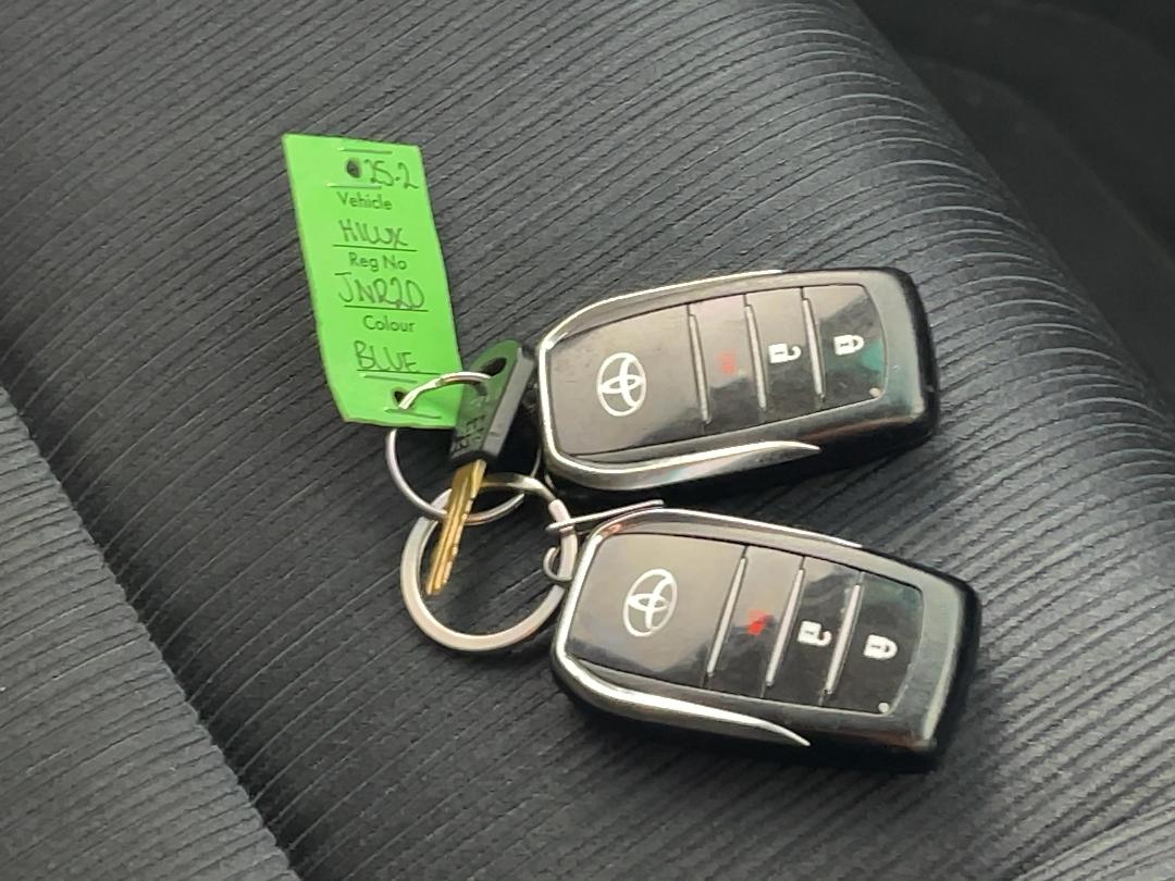 Photo '21' of Toyota Hilux Photo '21' of Toyota Hilux