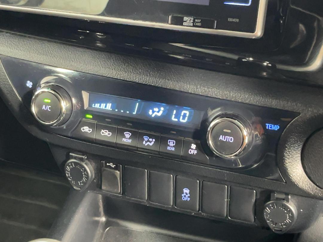 Photo '34' of Toyota Hilux Photo '34' of Toyota Hilux