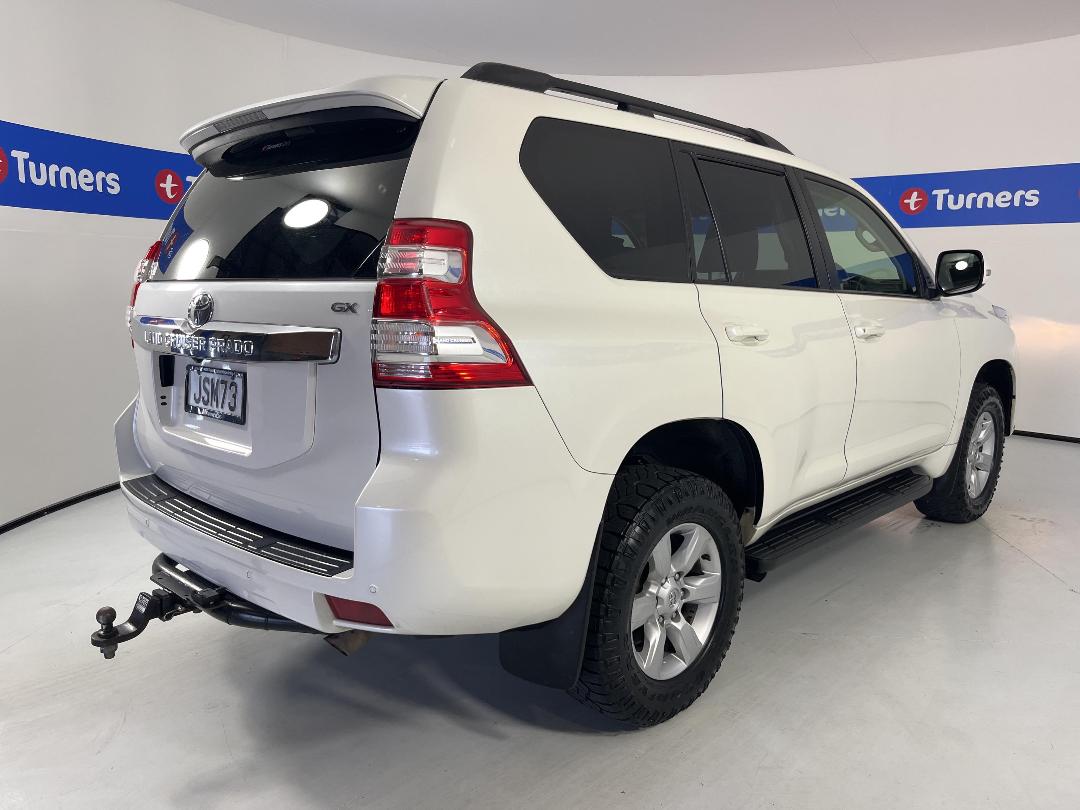 Photo '7' of Toyota Landcruiser Prado Photo '7' of Toyota Landcruiser Prado