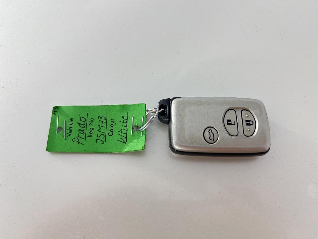 Photo '22' of Toyota Landcruiser Prado Photo '22' of Toyota Landcruiser Prado