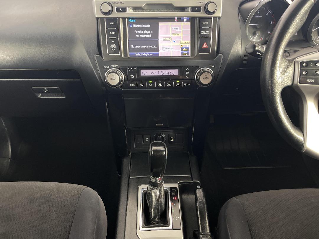 Photo '18' of Toyota Landcruiser Prado Photo '18' of Toyota Landcruiser Prado