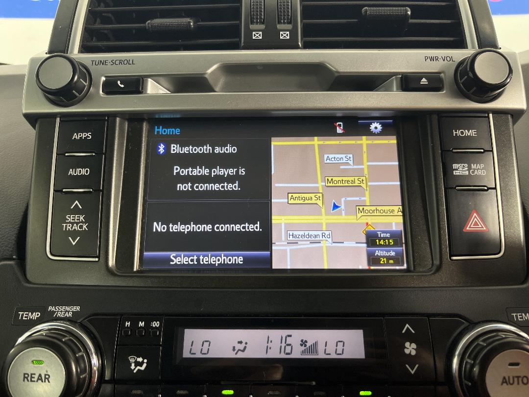 Photo '28' of Toyota Landcruiser Prado Photo '28' of Toyota Landcruiser Prado