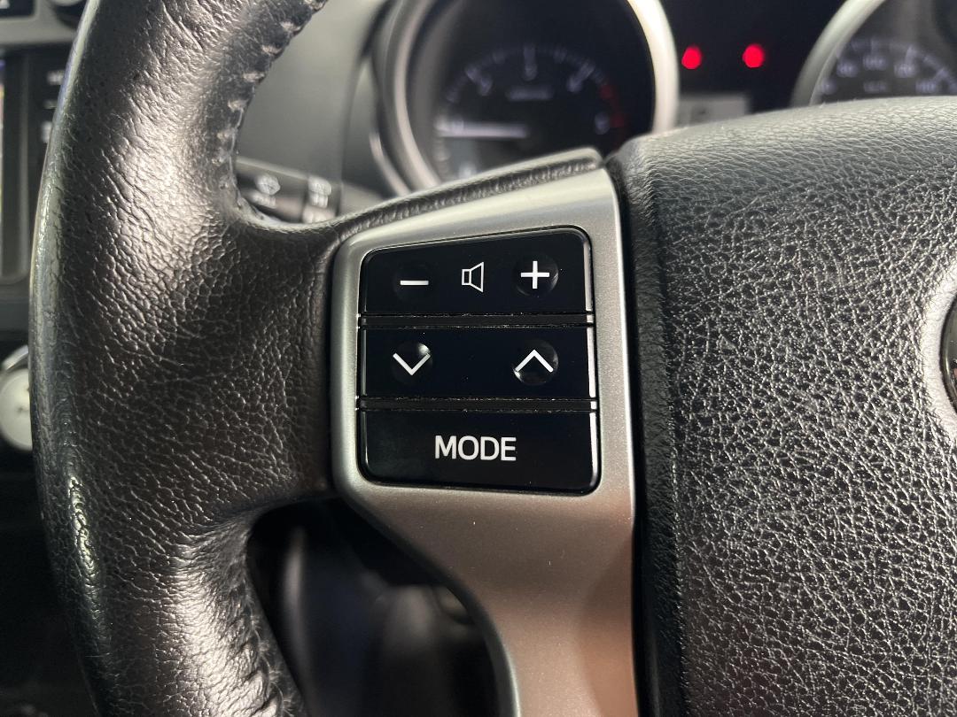 Photo '26' of Toyota Landcruiser Prado Photo '26' of Toyota Landcruiser Prado